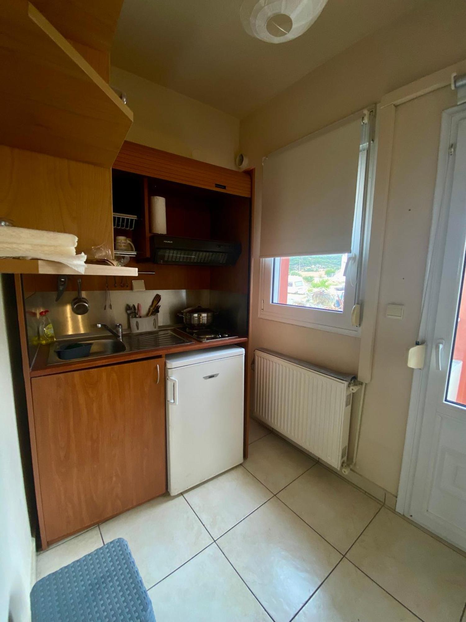 Zisis Apartments No3 Kavala Exterior photo